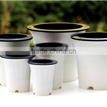 Professional Factory Eco-friendly Parlour White Self Watering Flower Pot