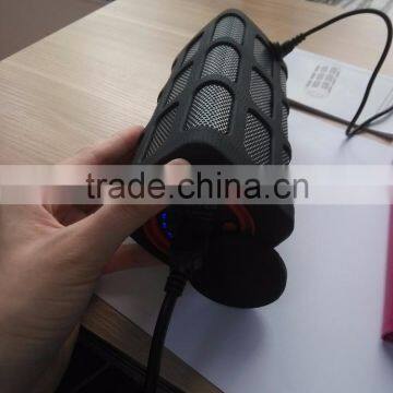 Built-in Power Bank Function 5200mah Waterproof Bluetooth Speaker photo-3