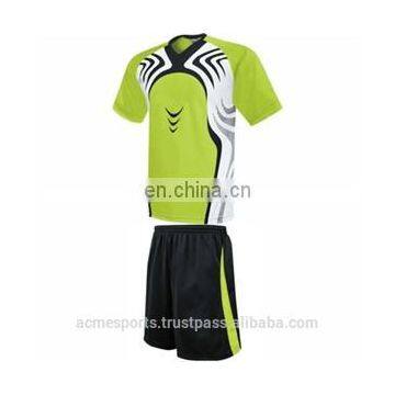 soccer uniforms - Custom made soccer uniforms, soccer kits and soccer training suit, soccer jersey and soccer shorts different