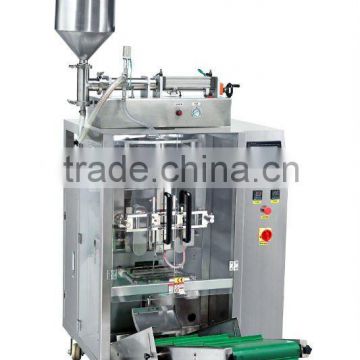 Automatic medical liquid packing machine