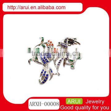 Alibaba express fashion rhinestone cheap wholesale brooch China