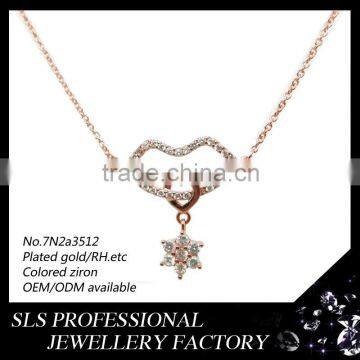 2015 Beautiful new sexy lips design gold plated silver pendant necklace with aa zircon stone