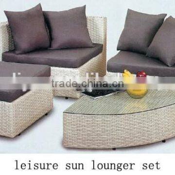 outdoor rattan wicker leisure round sofa daybed lounger set