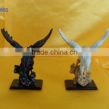 Polyresin animals figurine indoor use Resin eagle statues