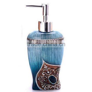 Factory make Retro Peacock Pattern Bathroom Soap Dispenser Resin Press Hand Sanitizer Shower Gel Bottles