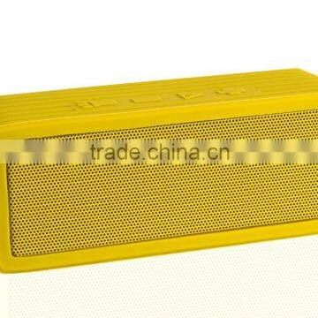 wholesale bluetooth waterproof speaker with silicone sucker