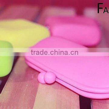 Wholesale promotional silicone coin/phone/pencil/cosmetic bag/silicone pencil cases