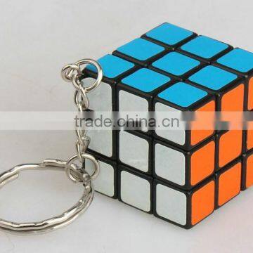 Rubik's cube keychain/Mini plastic rubik's cube keychain