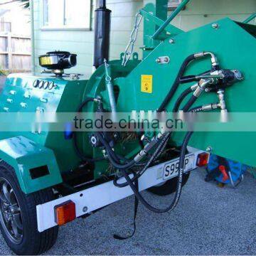 High quality 40HP diesel engine 4cylinders hydraulic feeding rolls ATV towing Wood chipper shredder DH-40