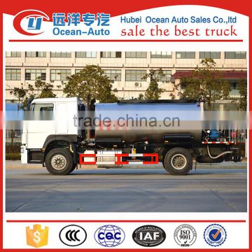 China heay duty sinotruck howo heated asphalt tanker truck with Left hand drive and RHD