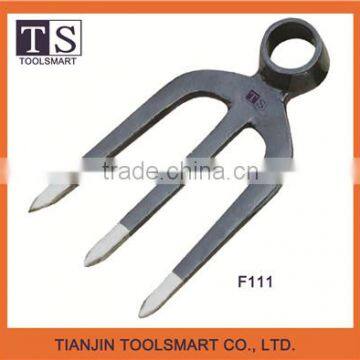 Forged railway steel garden fork hoe with round eye