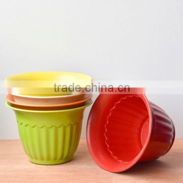 Cheap colored plant fiber biodegradable plastic plant pots wholesale