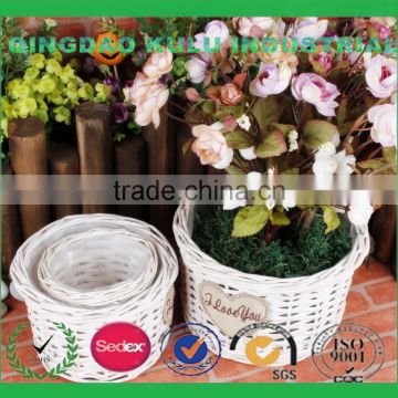 cheap garden willow flower planter with plastics liner