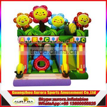 2016 New design flower inflatable bouncer castle with customized details