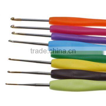 Hot Sale At Random 13.5cm Plastic Aluminum Crochet Hooks photo-2