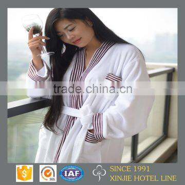 Wholesale yarn dyed boorder terry bath robe