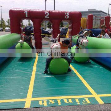 Outdoor Kids Fun Inflatable Horse Racing Inflatable Race Track With Horse Run