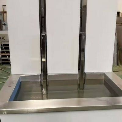 Single-slot Machine With Lifting and Throwing