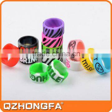 2015 fashion custom silicone finger rings