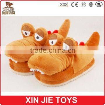 EN71 plush indoor slippers good quality plush slippers factory fashion plush crocodile slippers