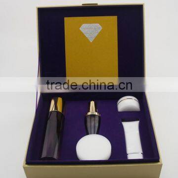 Custom high end and fashionable cosmetic packing box wholesaler