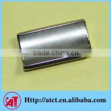 Neodymium magnet in tile-shape