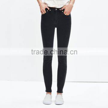 Wholesale Rock Revival Jeans Ladies Jeans in Wash