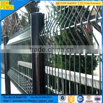 Welded wire fence installation, pvc coated wire fence system