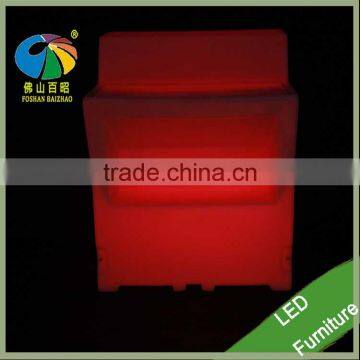 Modern Appearance and Bar Table Specific Use Led Bar Counter photo-4
