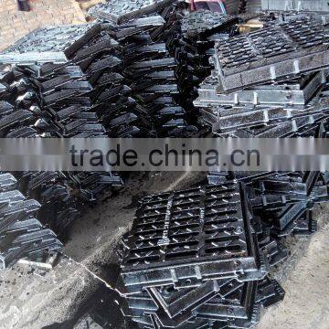 Cheap China Factory Heavy Duty Ductile Iron Manhole Cover With Frame