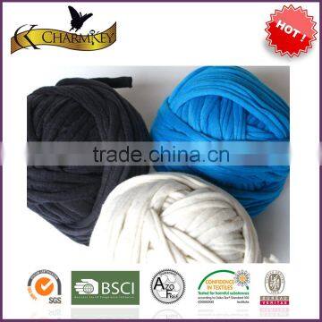 Solid Color Wholesale t Shirt Yarn for Crochet photo-2
