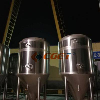 Kommerzieller Bierfermenter mit konischem Boden und Hefeernteanschluss photo-2