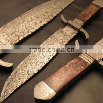 udk h25" custom handmade Damascus bowie knife/ hunting knife with walnut wood handle