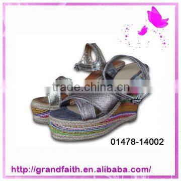 Hot-Selling high quality low price Snake Sandal