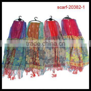 Trendy winter pom pom scarf wholesale