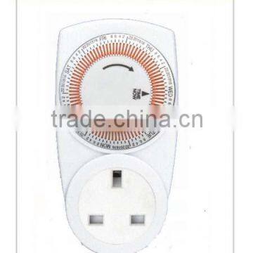 Weekly mechanical timer with power reservation