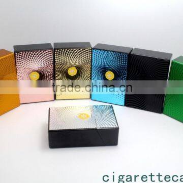 Green Embossed Wave Shape Plastic Cigarette Case for 20s Kind Size 85mm Cigarette Pack Holder photo-6