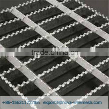 Factory Price Serrated Steel Grating for Sale photo-4