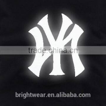 Heat-transfer Refective Logos be Heated on T-shirt photo-5