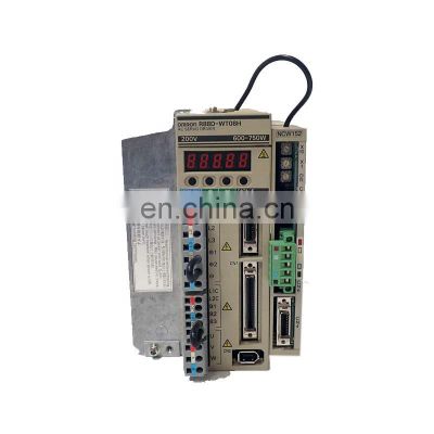 Wholesale price original microstep AC high speed servo motor controller R88D-WT08H Omron stepper driver