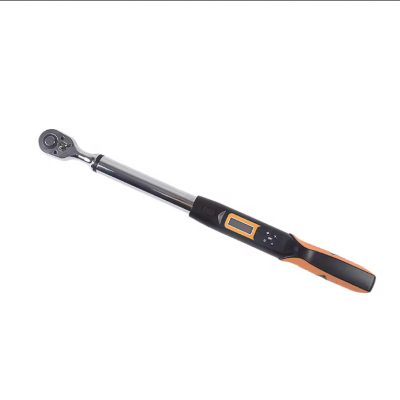 High precision digital torque wrench