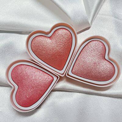 Hot Sale Red Cheeks With Glossy Powder OEM Love Heart Face Blusher Palette With High Lighter High Quality photo-5