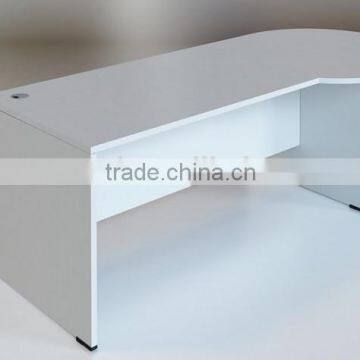 MDF P-Shape Office Desk