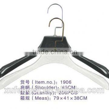 Xufeng Factory Directly Sale Suit Plastic Hanger High quality thick hanger for coat