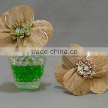 Decorative sola protia flower diffuser