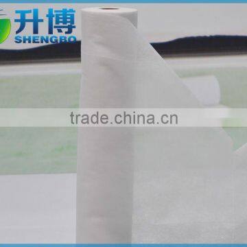 Nonwoven bedsheets roll