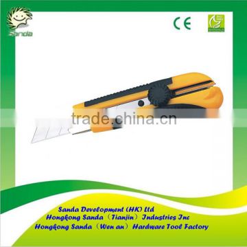 plastic utility knife with 25mm wide blade