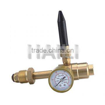 balloon regulator with gauge