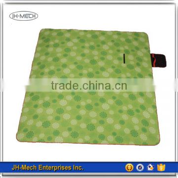 Factory supplied padded sandproof microfiber beach blanket