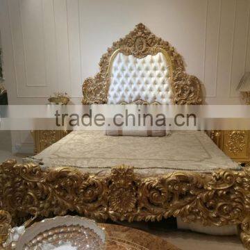European World Precious Golden Carved Canopy Bedroom Furniture, Luxury Designed Bedroom Set photo-4